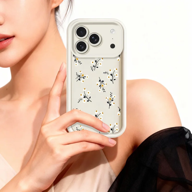 لـ iPhone 18 Pro Max / 17 Pro Max غطاء خلفي من مادة TPU بنمط زهري ومادة مطاطية - أبيض
