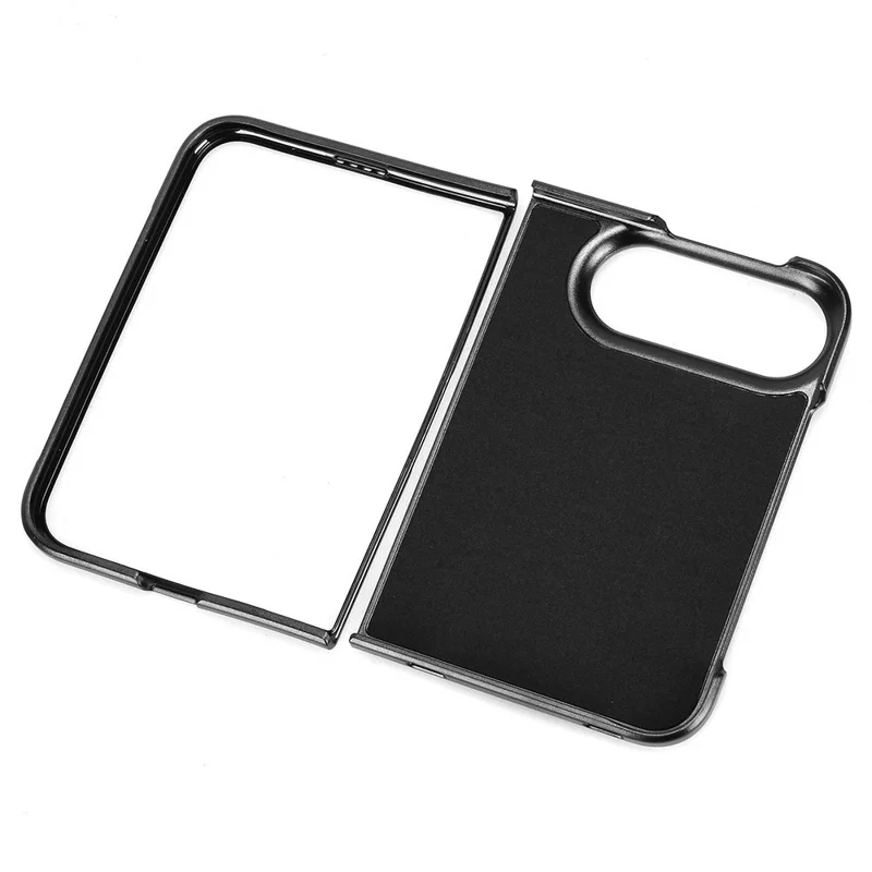 جراب لهاتف iPhone Fold بملمس ألياف الكربون من مادة PU + PC مقاوم للصدمات - أبيض