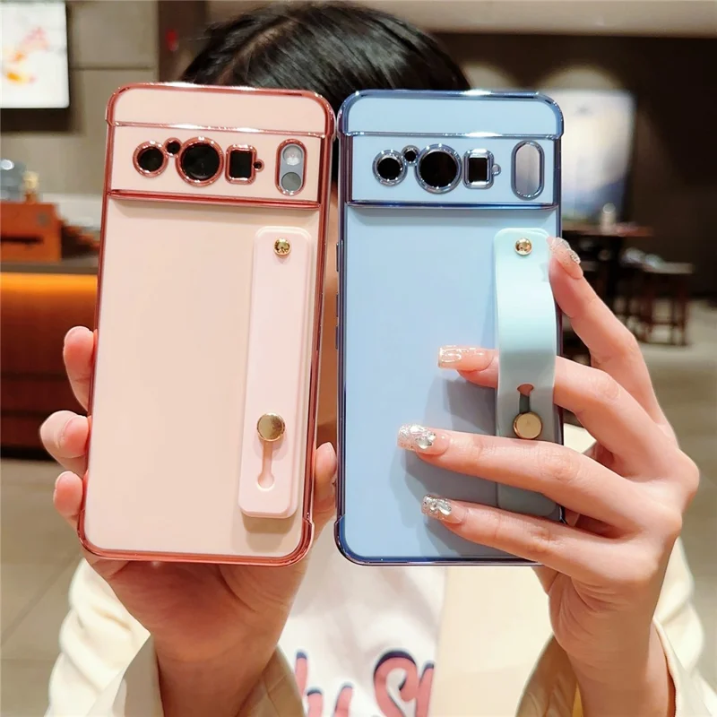 For Google Pixel 8 Pro TPU Case Wristband Kickstand Electroplated Frame Shockproof Phone Cover - Pink