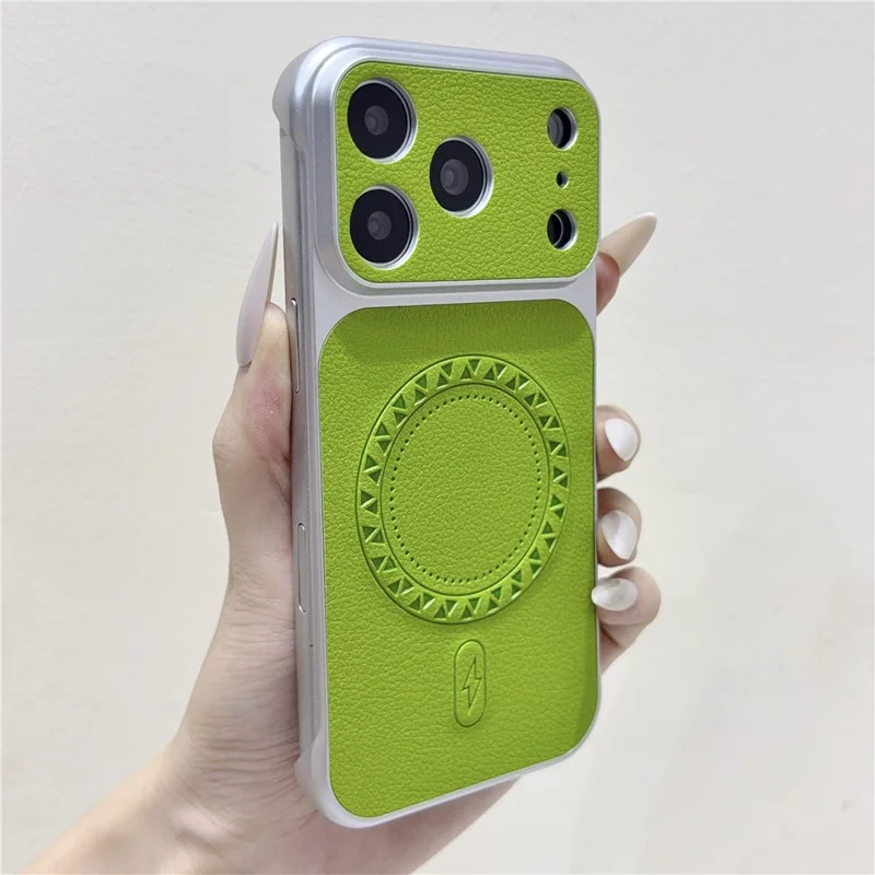 غطاء هاتفي مغناطيسي لهاتف iPhone 18 Pro Max / 17 Pro Max، تصميم أخضر بدون إطار وبنسيج جلد PU بلمسة فاخرة تشبه توت الليتشي
