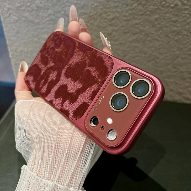 Til iPhone 18 Pro Max Case Leoprint PU-læder + PC + TPU Elektropladeret Mattet Hylster - Vinrød
