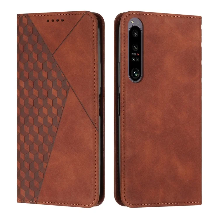 Für Sony Xperia 1 IV 5G Magnetisch selbstschließende Aufgeprägtes Rautenmuster PU-Leder Flip-Brieftasche Ständer Haut-Berührungs-Gefühl Handyhülle - Braun