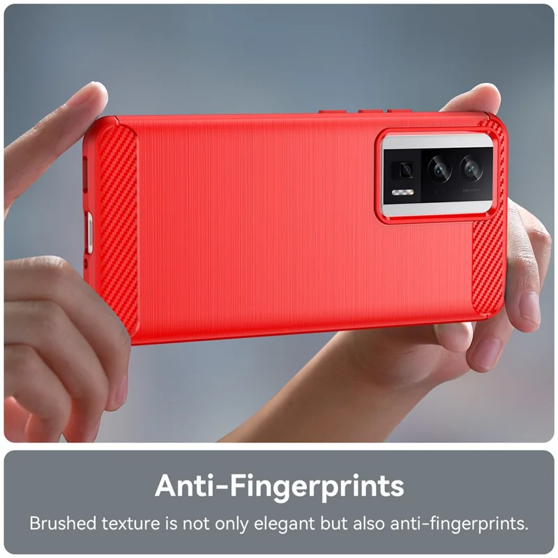 Coque de téléphone pour Xiaomi Poco F5 Pro 5G / Redmi K60 Pro 5G / K60 5G Texture fibre de carbone Soft TPU Surface brossée Coque de protection - Rouge