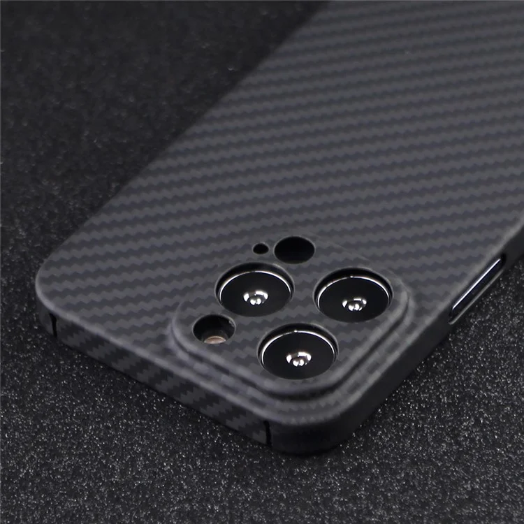 Funda para iPhone 13 Pro Max Recorte preciso Fibra de aramida 1500D Textura gruesa Cubierta protectora - Negro mate