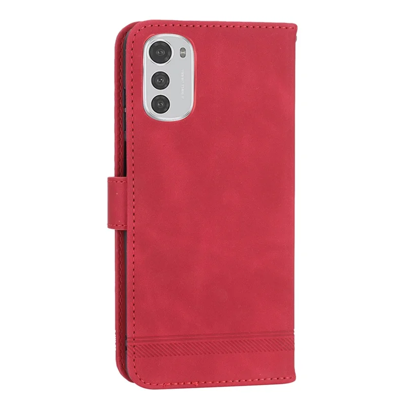 DIERFENG DF-03 Anti-scratch Leather Case for Motorola Moto E32 4G, Lines Imprinted Phone Wallet Stand Cover - Red
