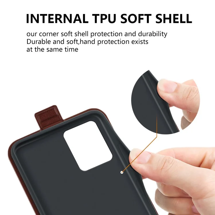 Für Motorola Moto G13 4G / G23 4G vertikales Flip-PU-Leder-Cover mit verrücktem Pferdemuster, schockresistent, mit Kartenfach, Handyhülle - Braun