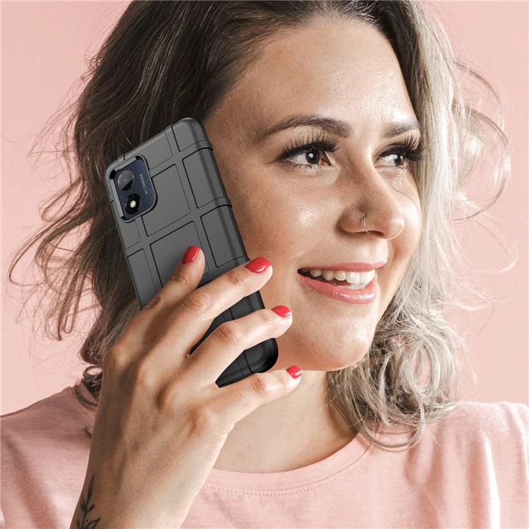 Для Motorola Moto E13 4G прочный чехол для телефона с квадратной сетчатой текстурой - противоударный мягкий ТПУ-чехол для телефона - черный