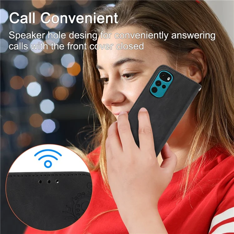 Lederhülle für Motorola Moto G22 Wallet Stand Geprägte Blumen Skin-touch Cover mit Riemen - Schwarz