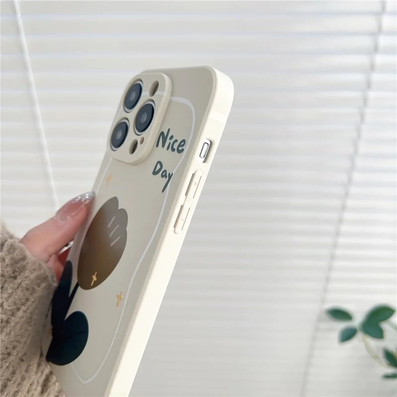 For iPhone 13 Pro Max 6.7 inch Precise Cutout Phone Case Stylish Pattern TPU Drop-proof Cover - Tulip