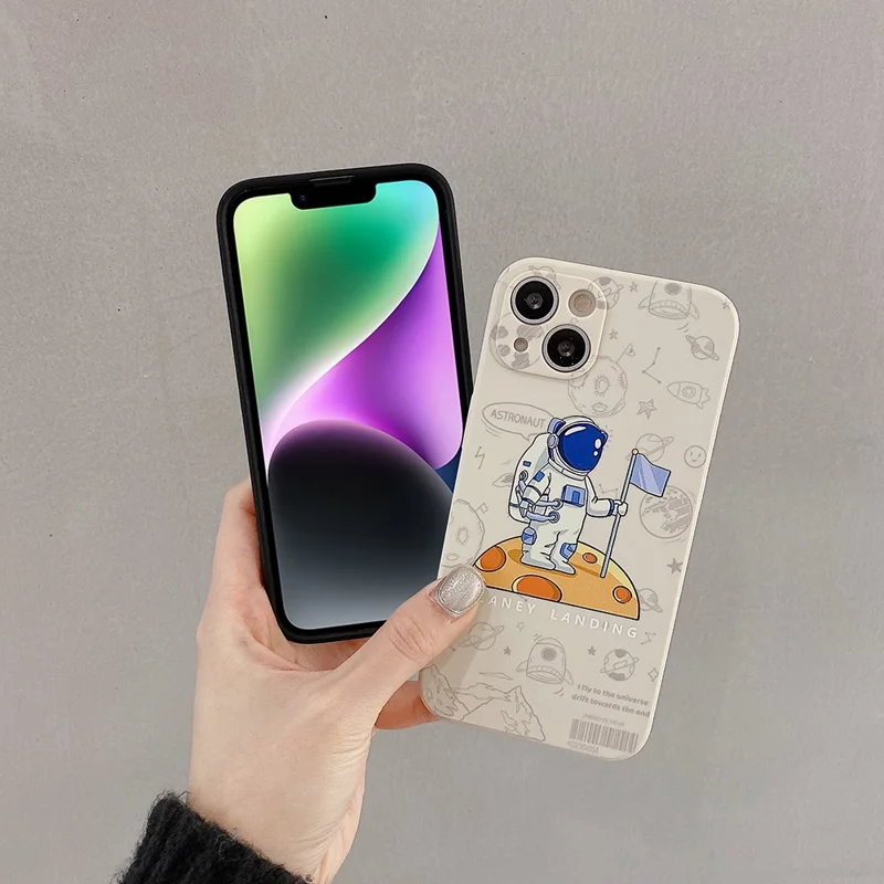 For iPhone 14 Plus Precise Cutout Anti-drop Phone Case Moon Astronaut Pattern TPU Back Cover - Black