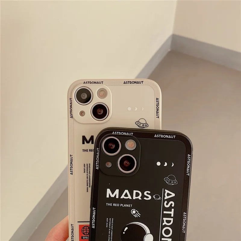 For iPhone 14 Plus Soft TPU Phone Case Precise Cutout Mars Astronaut Pattern Shockproof Cover - Black