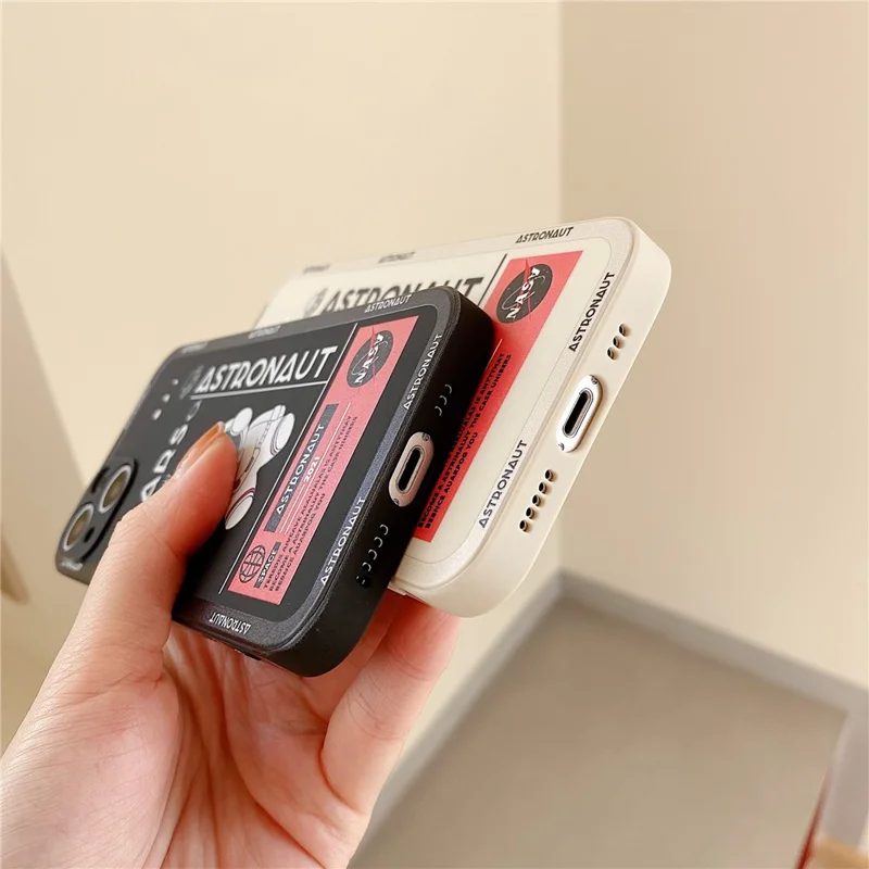 For iPhone 14 Plus Soft TPU Phone Case Precise Cutout Mars Astronaut Pattern Shockproof Cover - Black