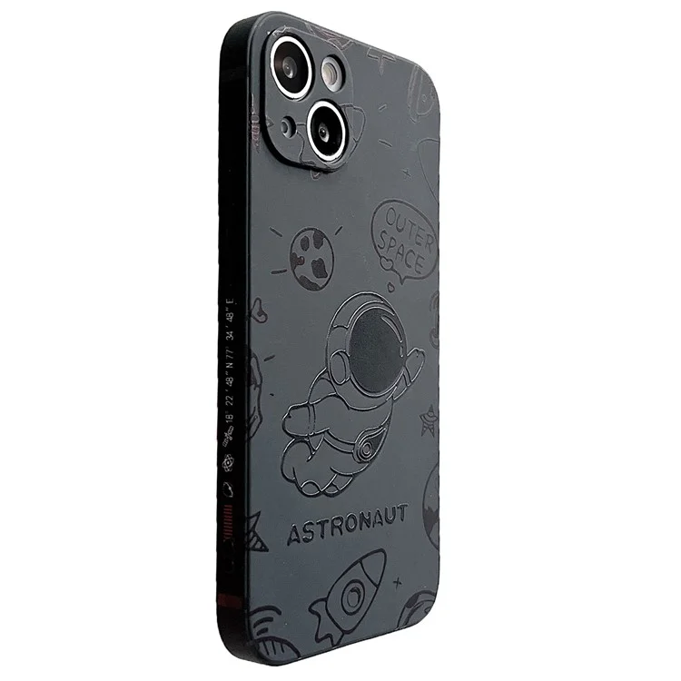 Phone Case Space Astronaut Pattern for iPhone 13 6.1 inch Precise Cutout Phone Shell Cover - Black