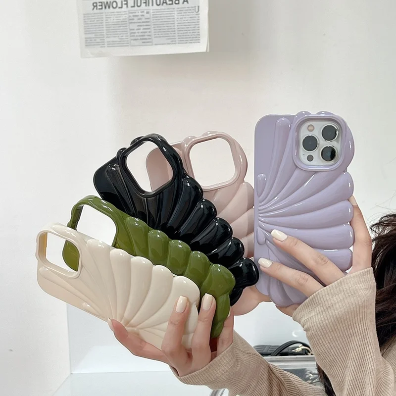 Seashell Shape Phone Case for iPhone 14 Pro , Glossy Surface Soft TPU Phone Protective Cover - Purple