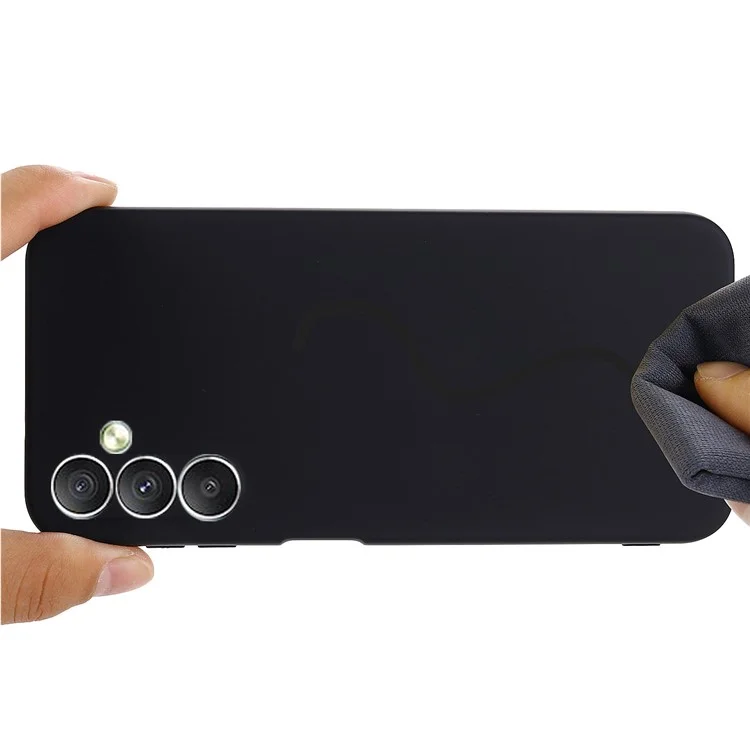 Für Samsung Galaxy A24 4G (162,1 x 77,6 x 8,3 mm) Handyhülle Flüssiges Silikon Cover mit Gurt - Schwarz