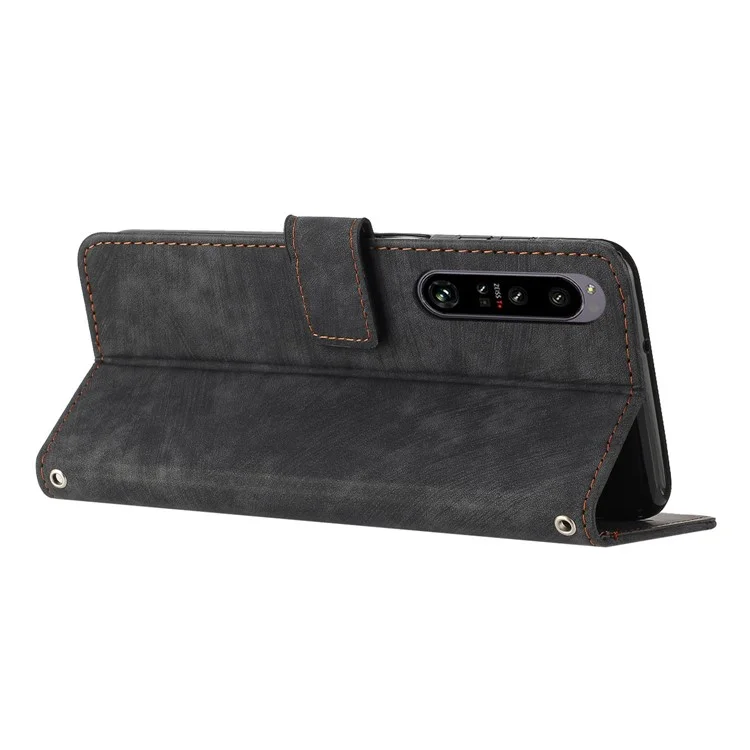 Per Sony Xperia 1 V 2023 Lines Imprint Leather Wallet Anti-drop Shell Skin-touch Flip Stand Mobile Case - Nero