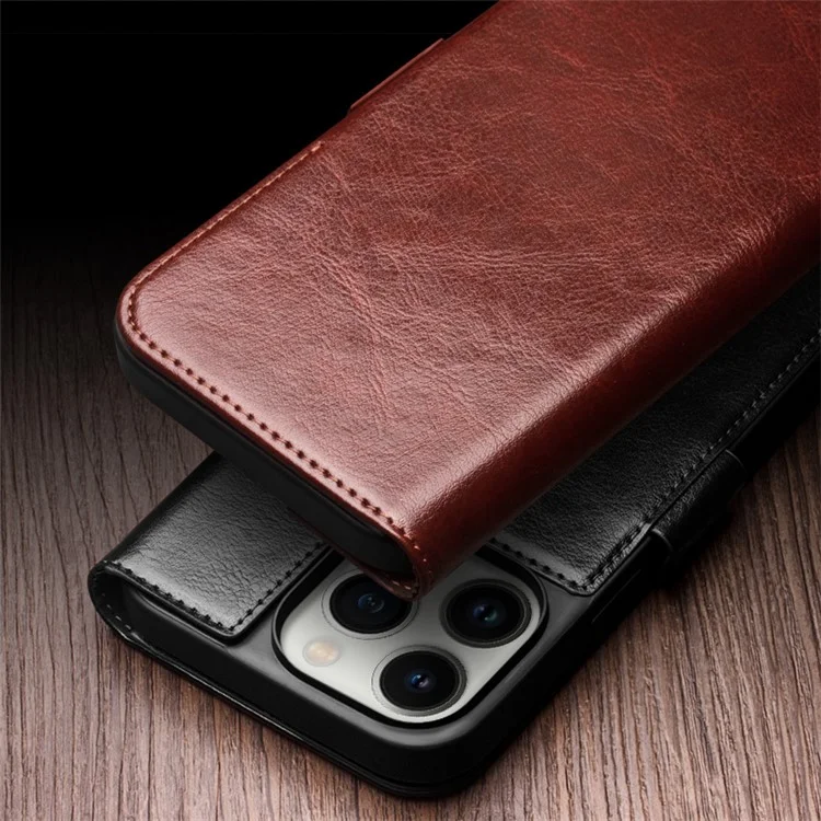 QIALINO para iPhone 13 Pro de 6.1 pulgadas Funda de cuero genuino de vaca Funda magnética de soporte - Marrón oscuro