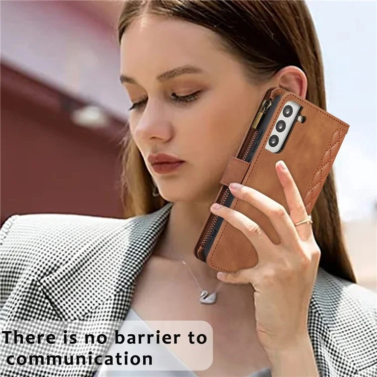 Pour Samsung Galaxy S21 FE 5G Zipper Pocket 9 Card Slots Phone Case PU Leather Wallet Stand Anti-drop Cover - Brown