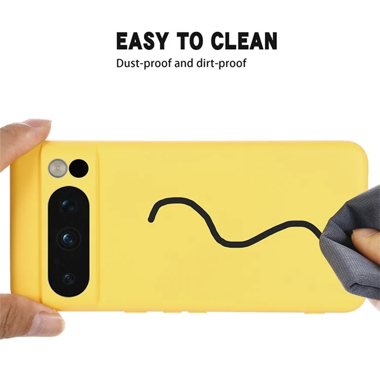 For Google Pixel 8 Pro Liquid Silicone Phone Case Anti-Scratch Back Cover with Soft Lining Design - Yellow