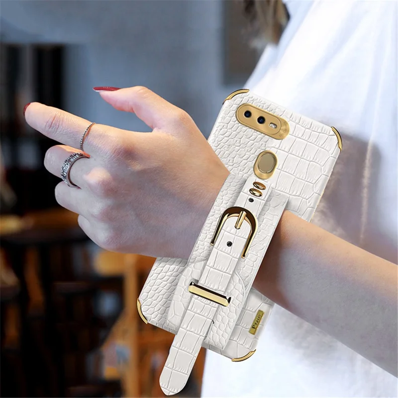 Wristband Kickstand Phone Case für Oppo A7, Krokodilleder-Textur Elektroplattierung Lederbeschichtetes TPU-Cover - Weiß