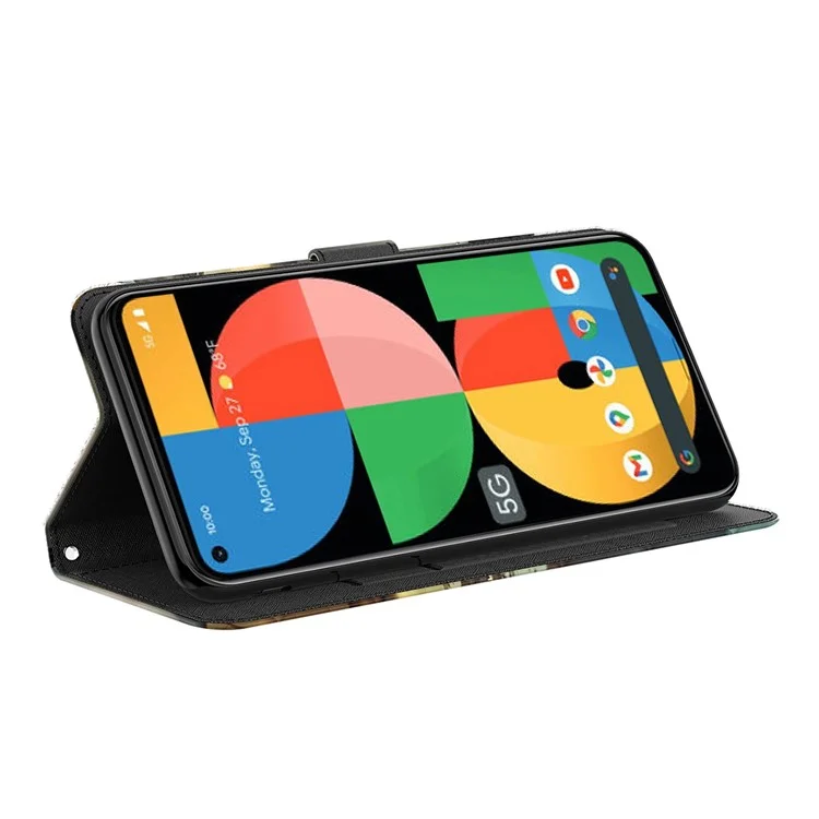 3D Pattern Printing Phone Case for Google Pixel 8 , Wallet Stand PU Leather Cover with Strap - Cat and Tiger