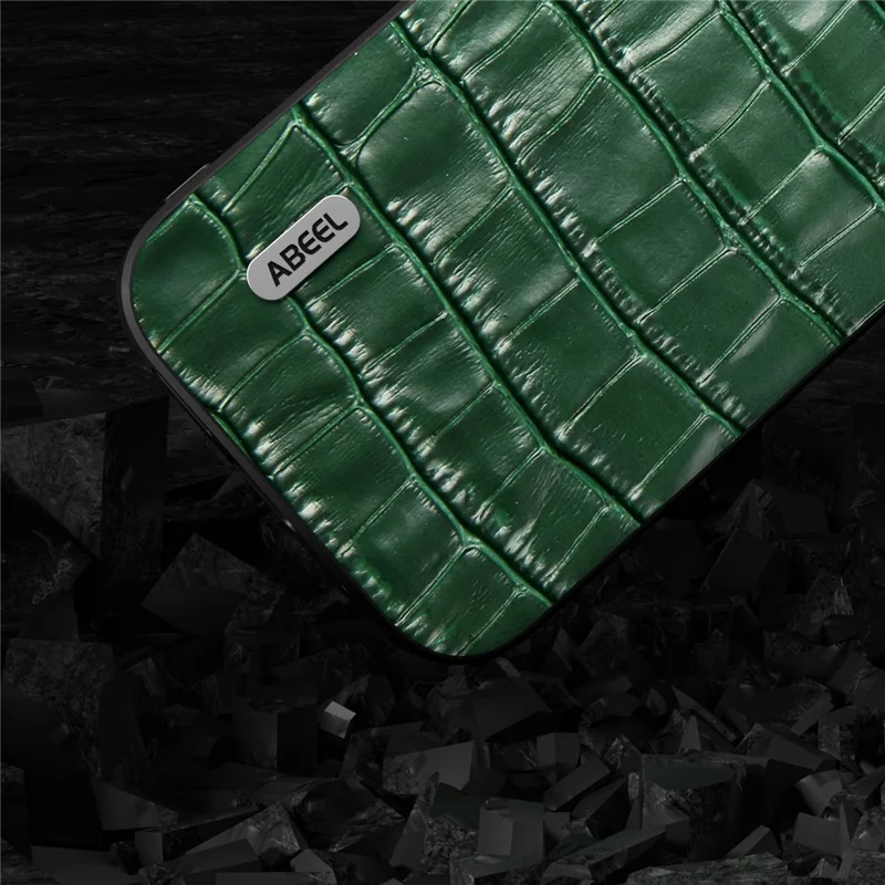ABEEL For iPhone 15 Pro Crocodile Texture Phone Cover Cowhide Leather Coated PC+TPU Protective Shell - Green
