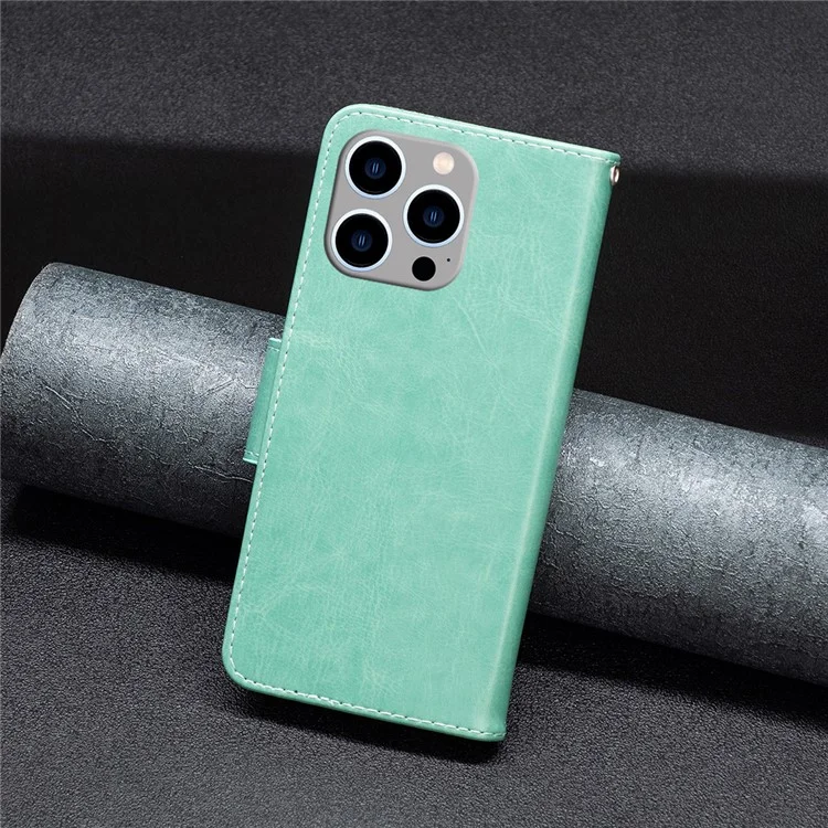 Funda Tipo Cartera para iPhone 15 Pro Max con Mariposas Impresas, de Cuero Antirroces, con Soporte y Correa - Verde