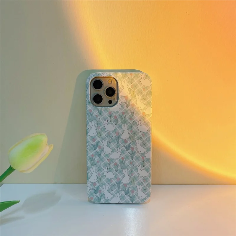 Hard PC Phone Cover for iPhone 12 Pro 6.1 inch Pattern Printing Anti-Drop Glossy Phone Case - Tulip and Rabbit