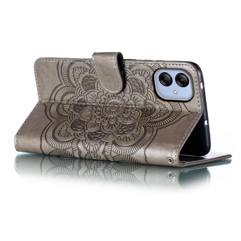 Für Samsung Galaxy A04e 4G / M04 4G / F04 4G Ständer-Handyhülle Prägung Mandala-Blume Klapptasche PU-Leder Magnetischer Schutzbezug - Grau