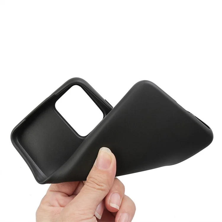 For Motorola Edge 30 Neo 5G Anti-scratch Phone TPU Case Matte Fingerprint-free Phone Cover - Black