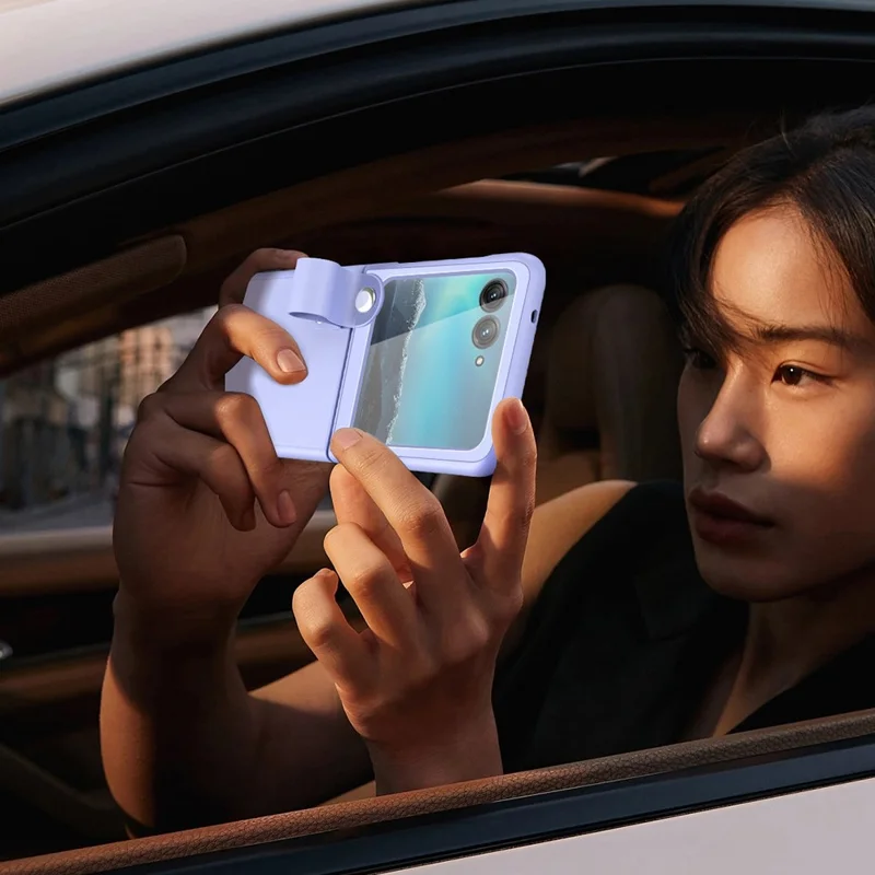 For Motorola Razr 40 Ultra 5G PU Leather + PC Phone Case Finger Strap Kickstand Cover - Black