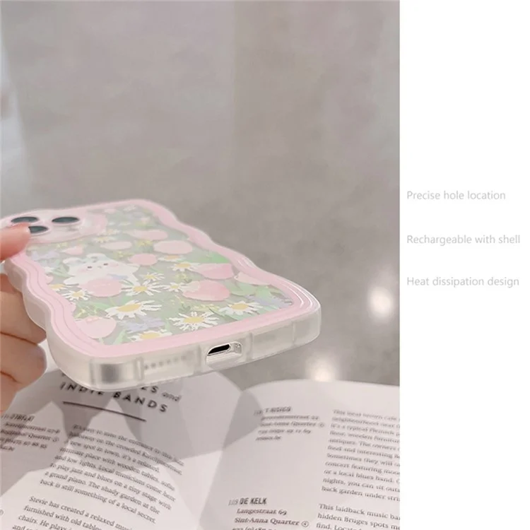 Funda para iPhone 13 Pro Rabbit Flower Pattern Phone Case Transparente Cubierta de TPU con Cadena de Muñeca