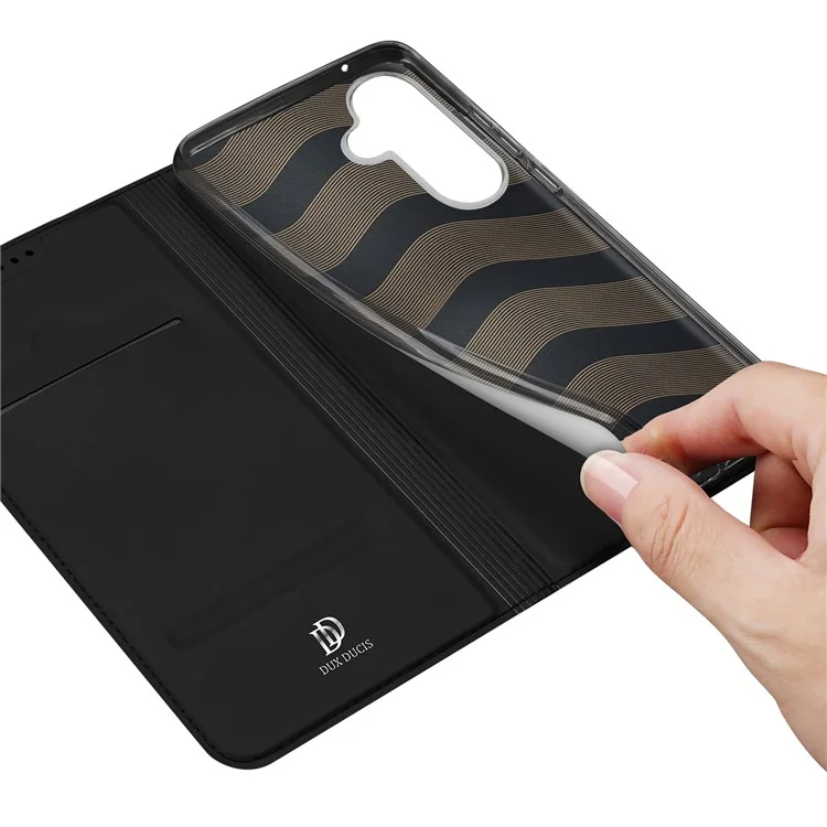 DUX DUCIS Skin Pro Series para Samsung Galaxy S23 FE, Capa de Telefone de Couro PU com Suporte e Compartimento para Cartão - Preto