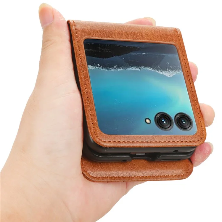 For Motorola Razr 40 Ultra 5G Anti-Scratch Phone Case Hard PC + PU Leather Cover with Card Holder - Brown