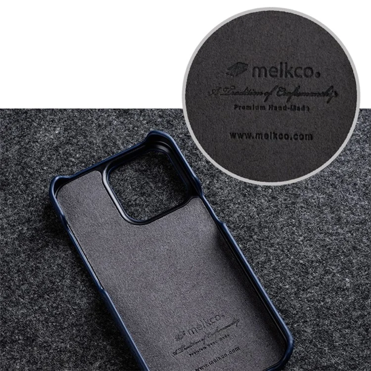 MELKCO Para iPhone 14 Pro Max Funda de Cuero Genuino de Vaca Revestida de PC Carcasa Trasera Forro de Microfibra Suave Cubierta Incompleta para Teléfono - Negro