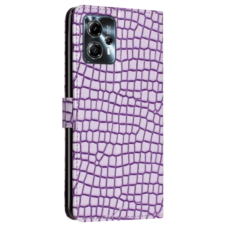 For Motorola Moto G13 4G Fall-proof Crocodile Texture Stand Function Leather Cover Wallet Phone Case with Strap - Purple