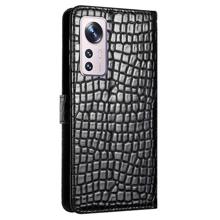 Противоударный чехол для Xiaomi 12 Pro 5G / 12S Pro 5G / 12 Pro (Dimensity) 5G с текстурой под крокодила, кожаный бумажник с ремешком - черный