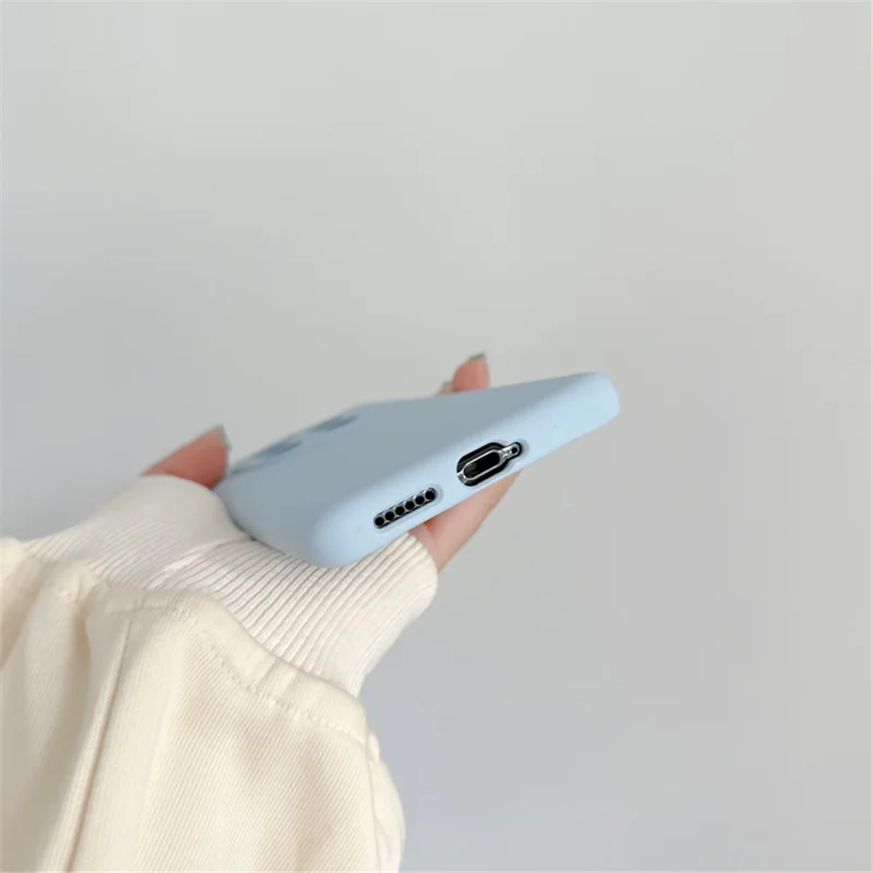For Huawei Mate 50 Pro 4G Liquid Silicone+PC Phone Case Anti-drop Cover with Soft Lining - White