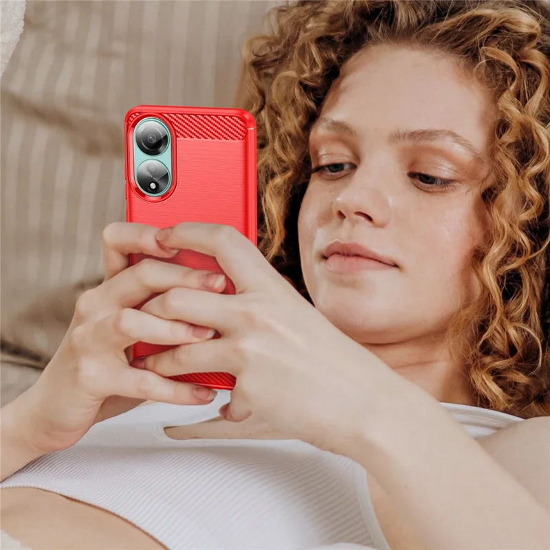Custodia protettiva in TPU per Oppo A78 4G, cover per telefono con texture in fibra di carbonio spazzolata - Rosso