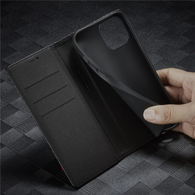LC.IMEEKE Pour iPhone 15 Plus Folio Flip Leather Stand Cover Carbon Fiber Texture Wallet Phone Case - Horizontal Stripe