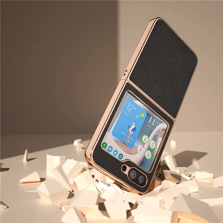 For Samsung Galaxy Z Flip5 5G Litchi Texture Phone Case Genuine Cow Leather + PC Nano Electroplating Cover - Black