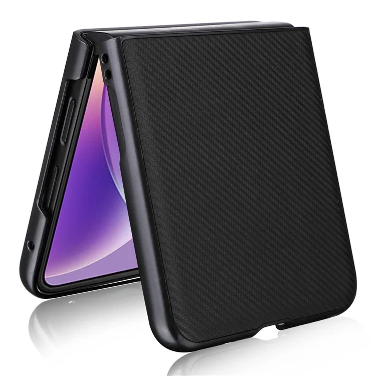 For Motorola Razr 40 5G PU Leather Coated PC Anti-Scratch Phone Case Carbon Fiber Texture Back Cover - Black