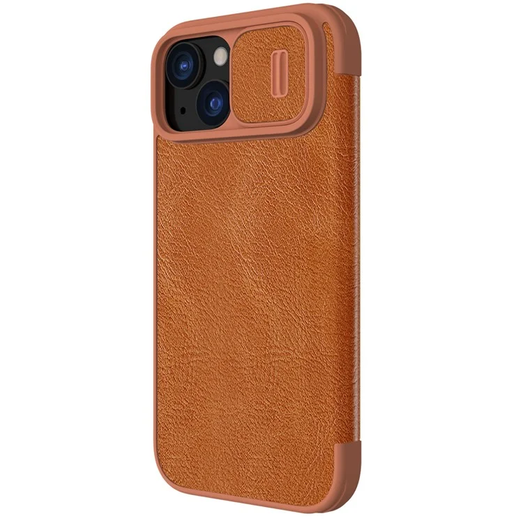 NILLKIN Qin Pro Series для iPhone 15 Plus Slide Camera Lid PU Leather Phone Case Protective Cover with Card Slot - Brown