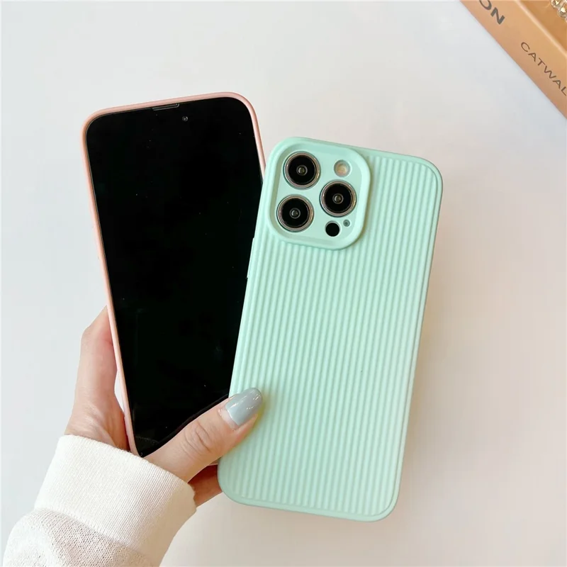 Para iPhone 14 Pro Max Anti-Stripes Back Phone Case Soft TPU Shockproof Protective Cover - Dark Purple