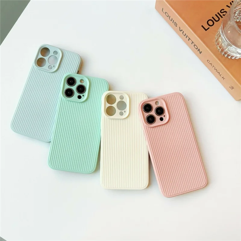 Para iPhone 14 Pro Max Anti-Stripes Back Phone Case Soft TPU Shockproof Protective Cover - Dark Purple