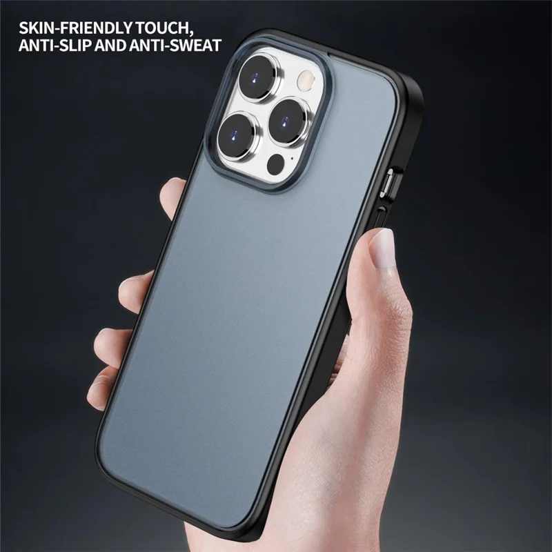 Translucent Matte Phone Case for iPhone 15 Pro TPU + PC Anti-scratch Phone Protective Cover - White
