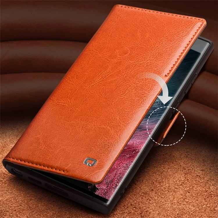 QIALINO Pour Samsung Galaxy S22+ 5G Véritable Étui Portefeuille en Cuir de Vache Pleine Protection Stand Téléphone Couvre - Marron Clair