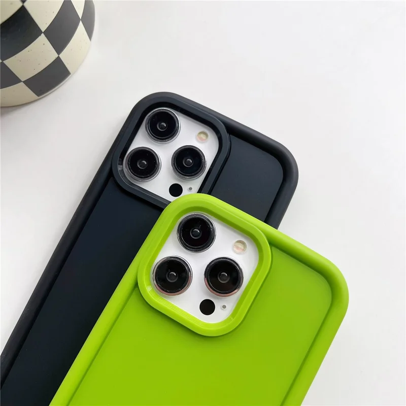 For iPhone 15 Pro Silicone Phone Case Anti-scratch Mobile Phone Back Protective Cover - White