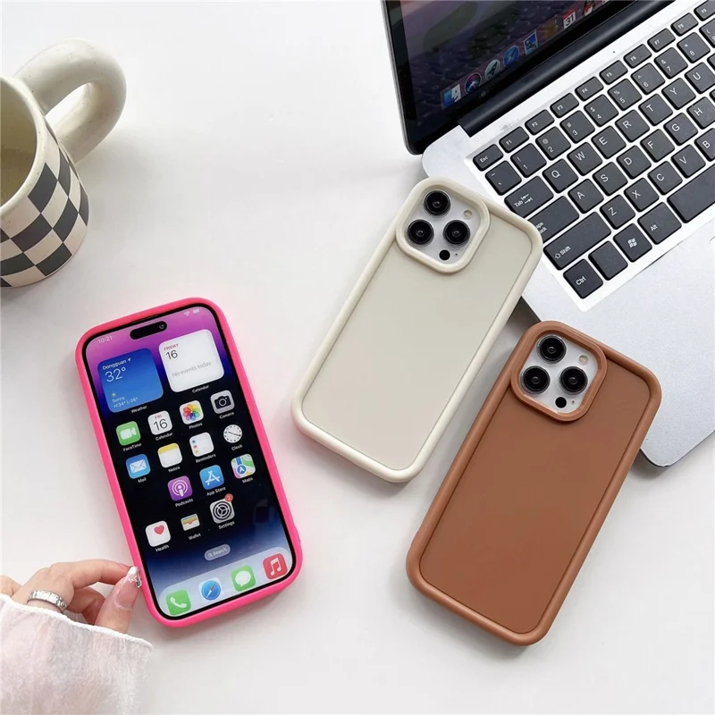 For iPhone 15 Pro Silicone Phone Case Anti-scratch Mobile Phone Back Protective Cover - White