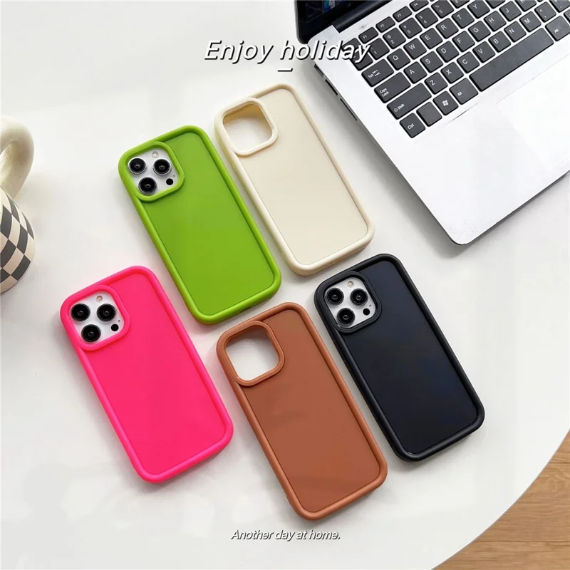 For iPhone 15 Pro Silicone Phone Case Anti-scratch Mobile Phone Back Protective Cover - White